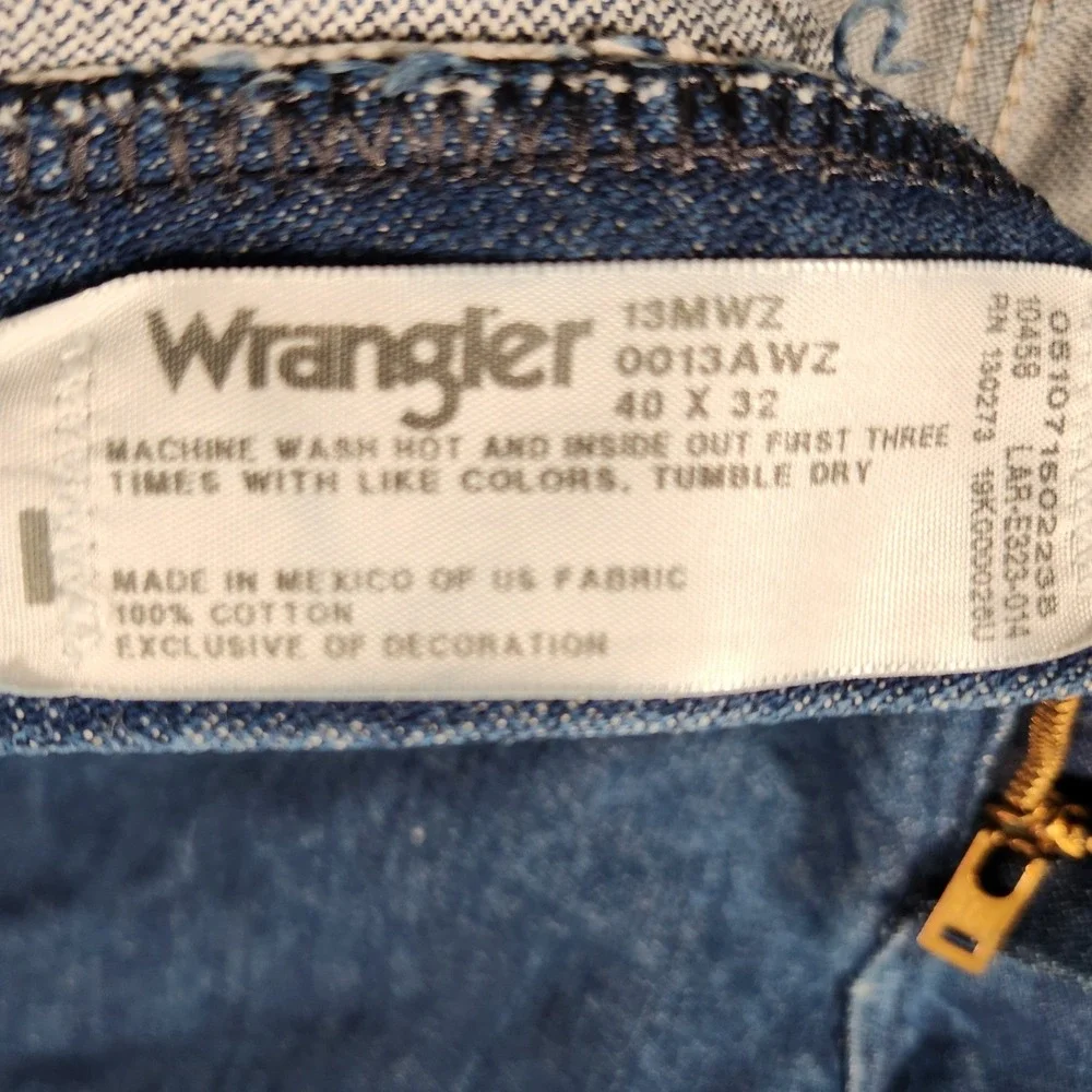 Wrangler‎ Jeans Men's 40X32 Blue 13MWZ Cowboy Cut Original Fit Medium Wash Denim